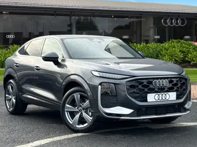 Novo Audi Q3 Sportback S-Line 204 HP (150 kW) 2026 Cinzento SUV