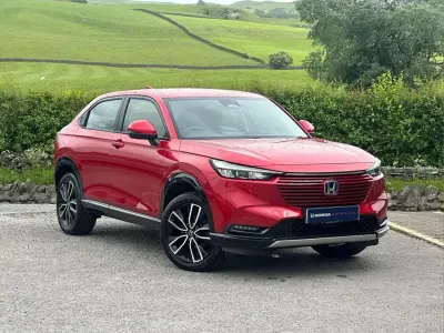 Used Honda HR-V Advance 131 HP (96 kW) 2023 Red SUV