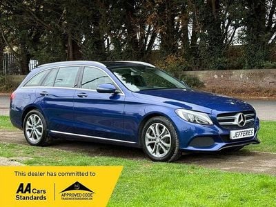Used Mercedes C200 Premium 184 HP (135 kW) 2015 Blue Estate