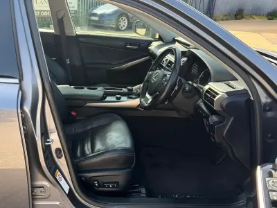 Usado Lexus IS300h