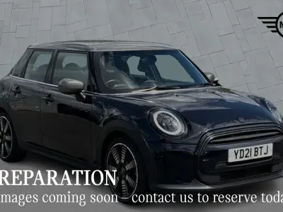 Used Mini Cooper Exclusive 134 HP (98 kW) 2021 Black Hatchback