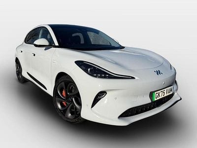 Used MG IM6 553 kW (752 HP) 2025 White SUV