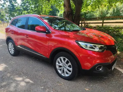 Used Renault Kadjar Dynamique 110 HP (80 kW) 2016 Red SUV