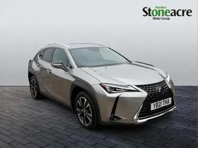 Used Lexus UX 250h 180 HP (132 kW) 2021 Silver SUV
