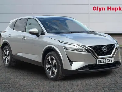Used Nissan Qashqai N-Connecta 140 HP (102 kW) 2023 Silver SUV