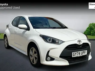 Used Toyota Yaris 116 HP (85 kW) 2025 White Hatchback