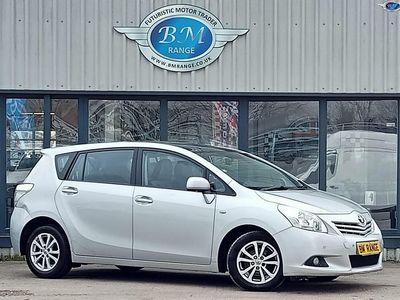Used Toyota Verso 2011 Silver MPV