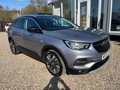 Used Vauxhall Grandland X SRi 130 HP (95 kW) 2020 Grey SUV