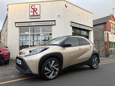 Used Toyota Aygo X 72 HP (52 kW) 2022 Beige SUV