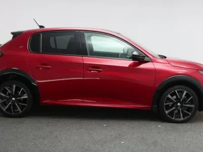 Used Peugeot 208 GTi 99 HP (72 kW) 2023 Red Hatchback