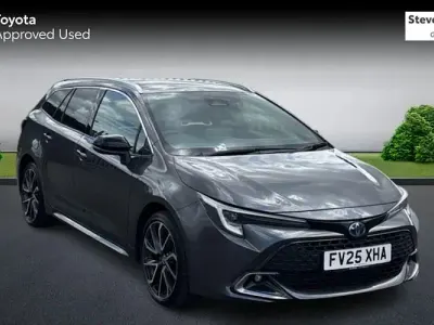 Used Toyota Corolla 140 HP (102 kW) 2025 Grey Estate