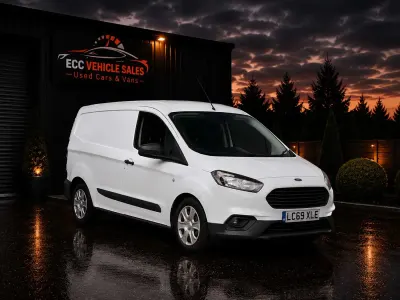 Used Ford Transit Courier Trend 2019 White Van