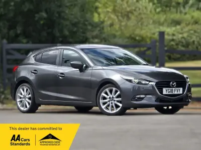 Used Mazda 3 Inclusive 118 HP (86 kW) 2018 Grey Hatchback