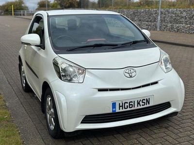 Toyota iQ
