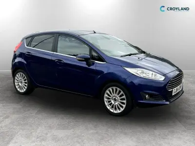 Used Ford Fiesta Titanium 125 HP (91 kW) 2014 Blue Hatchback