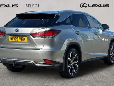 Usado Lexus RX450h 308 CV (226 kW) 2019 Plateado SUV