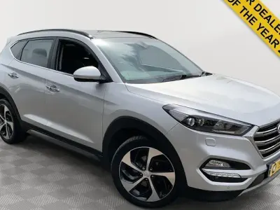 Used Hyundai Tucson Premium SE 141 HP (103 kW) 2016 Silver SUV