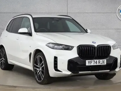 Używany BMW X5 M Sport 482 KM (354 kW) 2024 Biały SUV