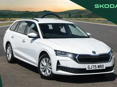 Used Skoda Octavia SE Technology 113 HP (83 kW) 2025 Moon white metallic Estate