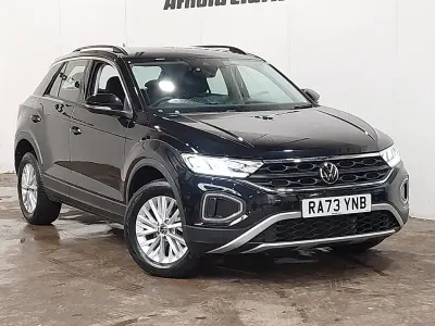 Used VW T-Roc Life 110 HP (80 kW) 2024 Black SUV