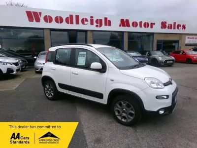 Used Fiat Panda 4x4 S 85 HP (62 kW) 2014 White Hatchback