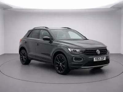 Usado VW T-Roc Black Edition 110 HP (80 kW) 2021 Cinzento SUV