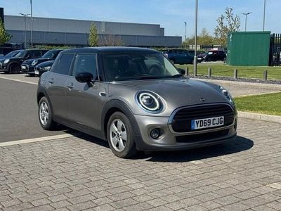 Usado Mini Cooper Classic 2020 Prateado Citadino