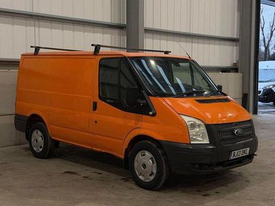 Used Ford Transit 100 HP (73 kW) 2013 Orange Van