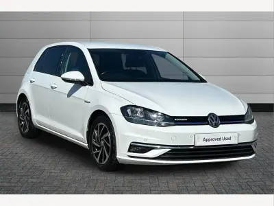 Used VW Golf VII Match 130 HP (95 kW) 2019 White Hatchback
