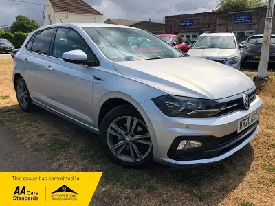 Begagnad VW Polo R-line 115 HK (84 kW) 2020 Silver Halvkombi