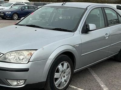 Used Ford Mondeo Zetec 145 HP (106 kW) 2006 Silver Hatchback