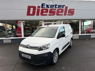 White Used 2022 Citroën Berlingo MPV | £9,989 (Fair price)