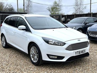 Used Ford Focus Zetec 120 HP (88 kW) 2018 White Estate