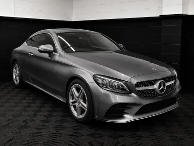 Używany Mercedes C220