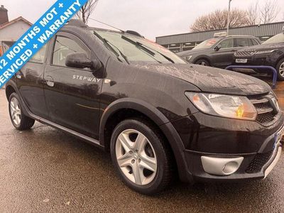 Used Dacia Sandero Lauréate 90 HP (66 kW) 2015 Black Hatchback