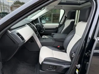 Used Land Rover Discovery 5 SE Dynamic 2024 Black SUV