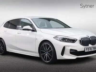 Używany BMW 118 M Sport 134 KM (98 kW) 2020 Biały Hatchback