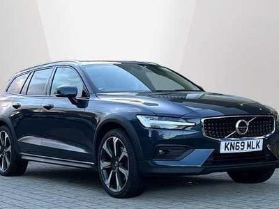 Used 2020 Volvo V60 CC Plus Estate | £25,950 (A bit pricey)