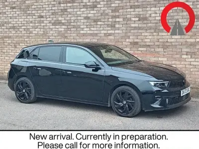 Used Vauxhall Astra GS Line 130 HP (95 kW) 2022 Black Hatchback