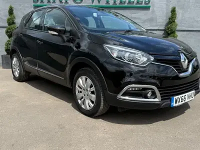 Used Renault Captur Expression+ 90 HP (66 kW) 2016 SUV