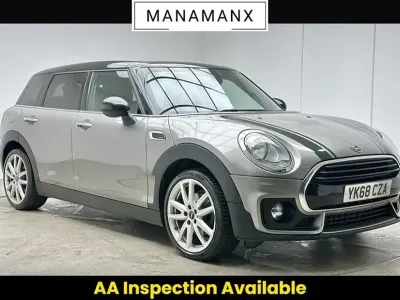 Usado Mini Cooper Clubman Sport 2019 Plateado Familiar