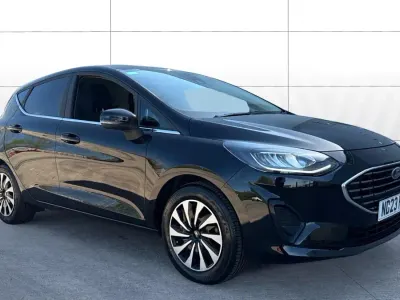 Używany Ford Fiesta Titanium 101 KM (74 kW) 2022 Czarny Hatchback