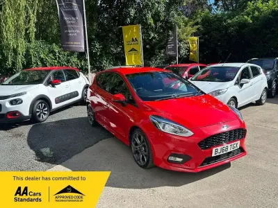 Used Ford Fiesta ST-Line 140 HP (102 kW) 2018 Red Hatchback