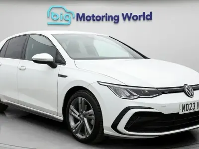 Used VW Golf VIII R-line 150 HP (110 kW) 2023 White Hatchback