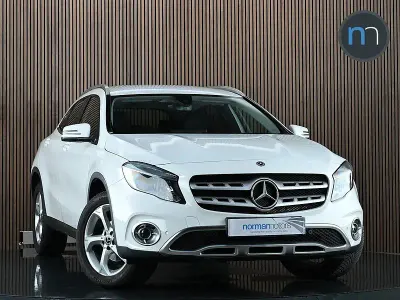 Used Mercedes GLA200 Executive 136 HP (100 kW) 2019 White SUV