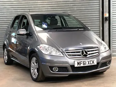 Used Mercedes A180 Avantgarde 114 HP (83 kW) 2011 Grey Hatchback