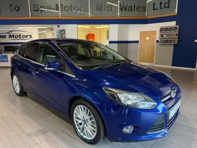 Used Ford Focus Zetec 2014 Blue Hatchback