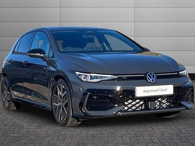 Second-hand VW Golf VIII Black Edition 150 CP (110 kW) 2025 Gri Hatchback