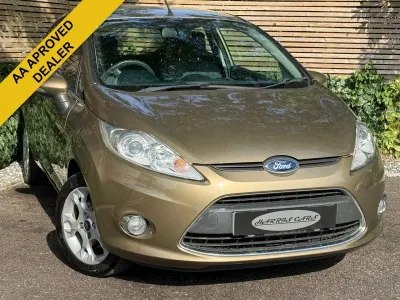 Used Ford Fiesta Zetec 82 HP (60 kW) 2012 Brown Hatchback