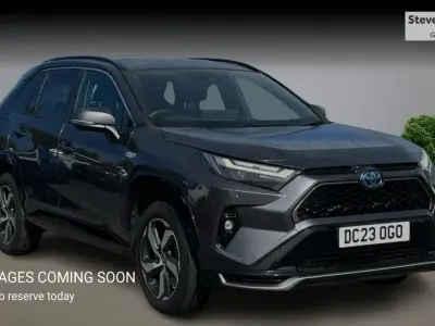 Usado Toyota RAV4 Design 2023 Cinzento SUV